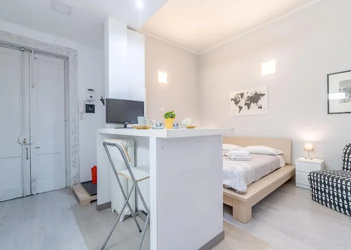 Il Fiocco Di Torino! Mini Railway شقة *